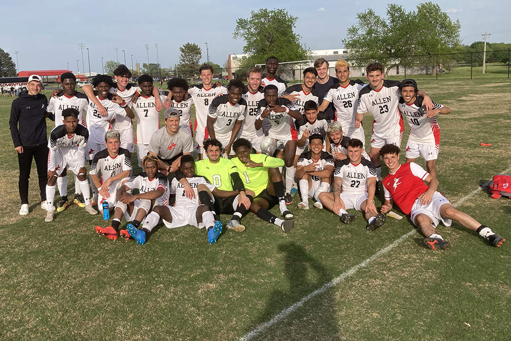 Men's Soccer Claims Share of Conference Title