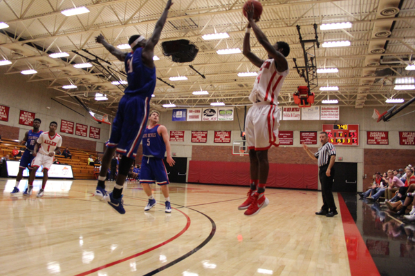 Allen men's basketball split their two road games