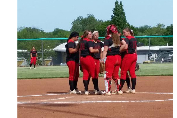 The Lady Red Devils defeated Murray State 3-0
